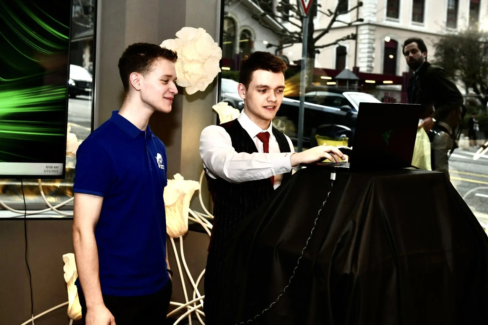 Lucid Motors x RobotBulls